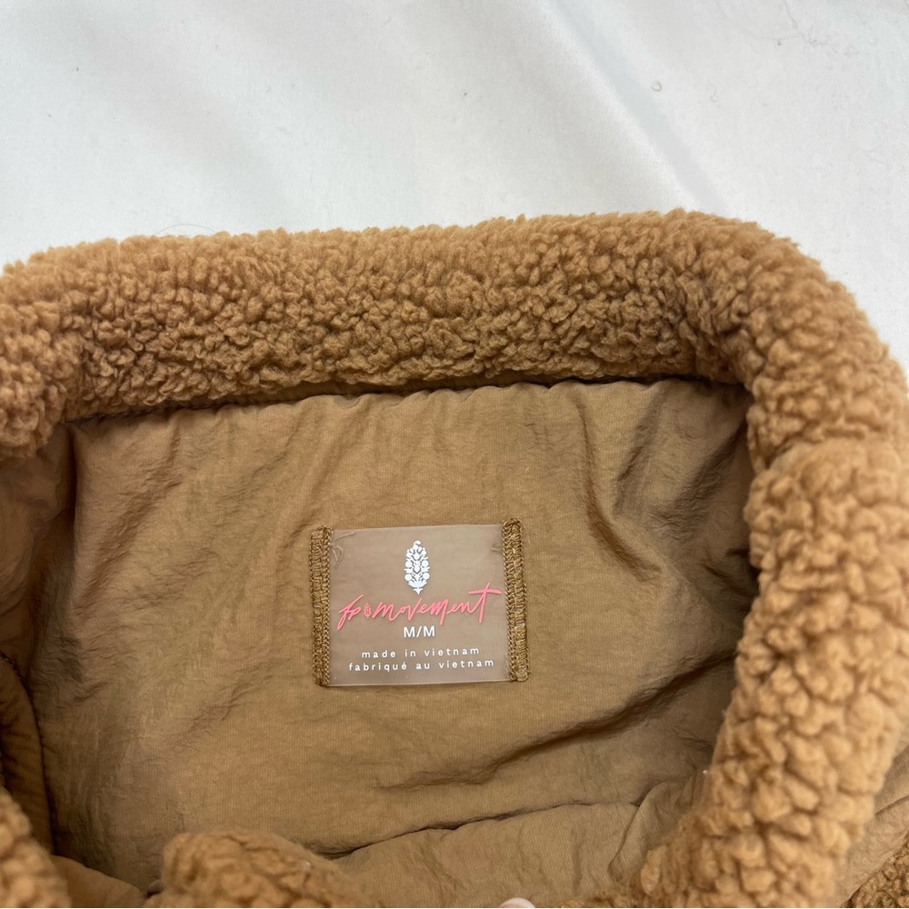 Free People FP Movement Scout It Out Twig Honey Tan Sherpa Oversized Vest Medium - Picture 8 of 10